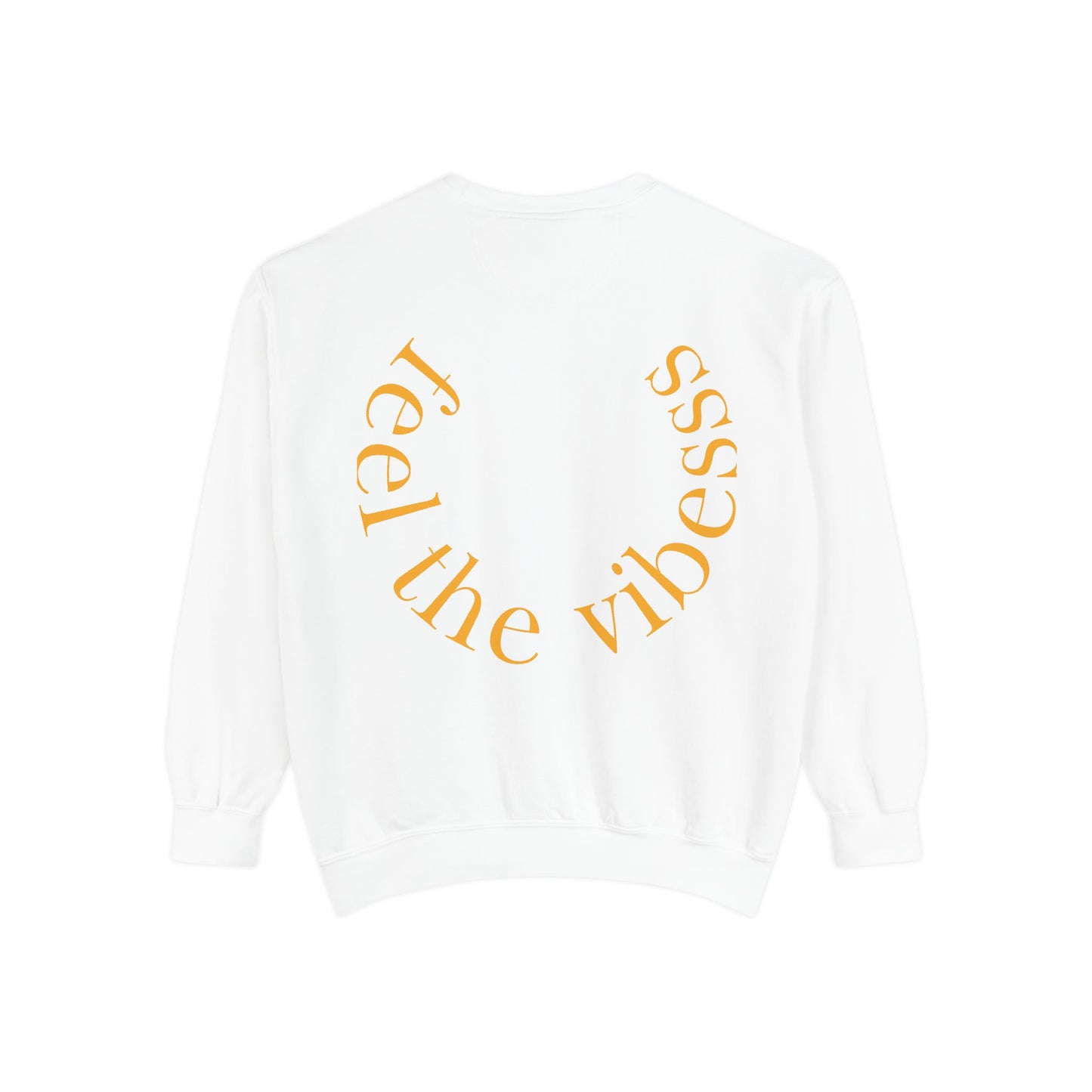 Sun Graphic Sweatshirt — "Feel the Vibes" Cozy Retro Sun Crewneck