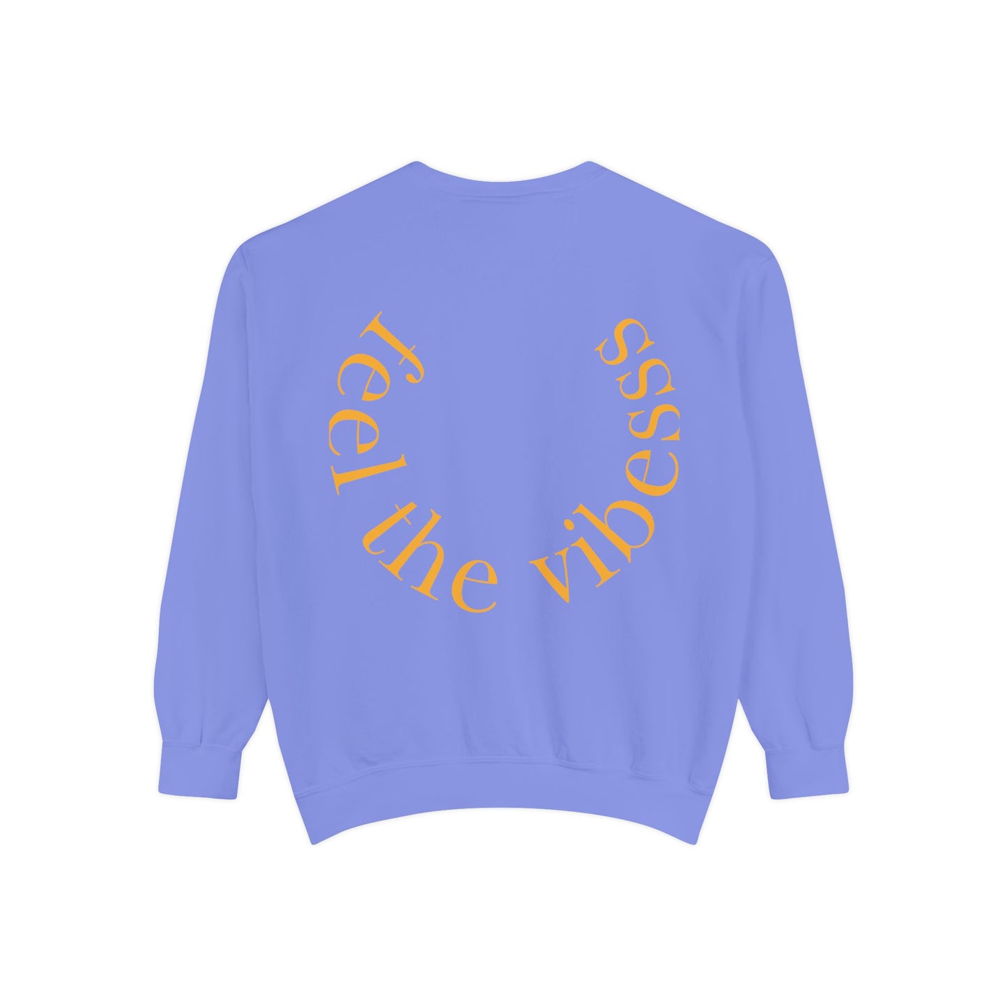 Sun Graphic Sweatshirt — "Feel the Vibes" Cozy Retro Sun Crewneck